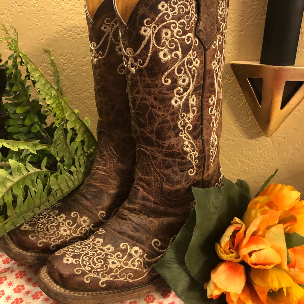 Corral Teen Embroidered Leather Cowgirl Boots